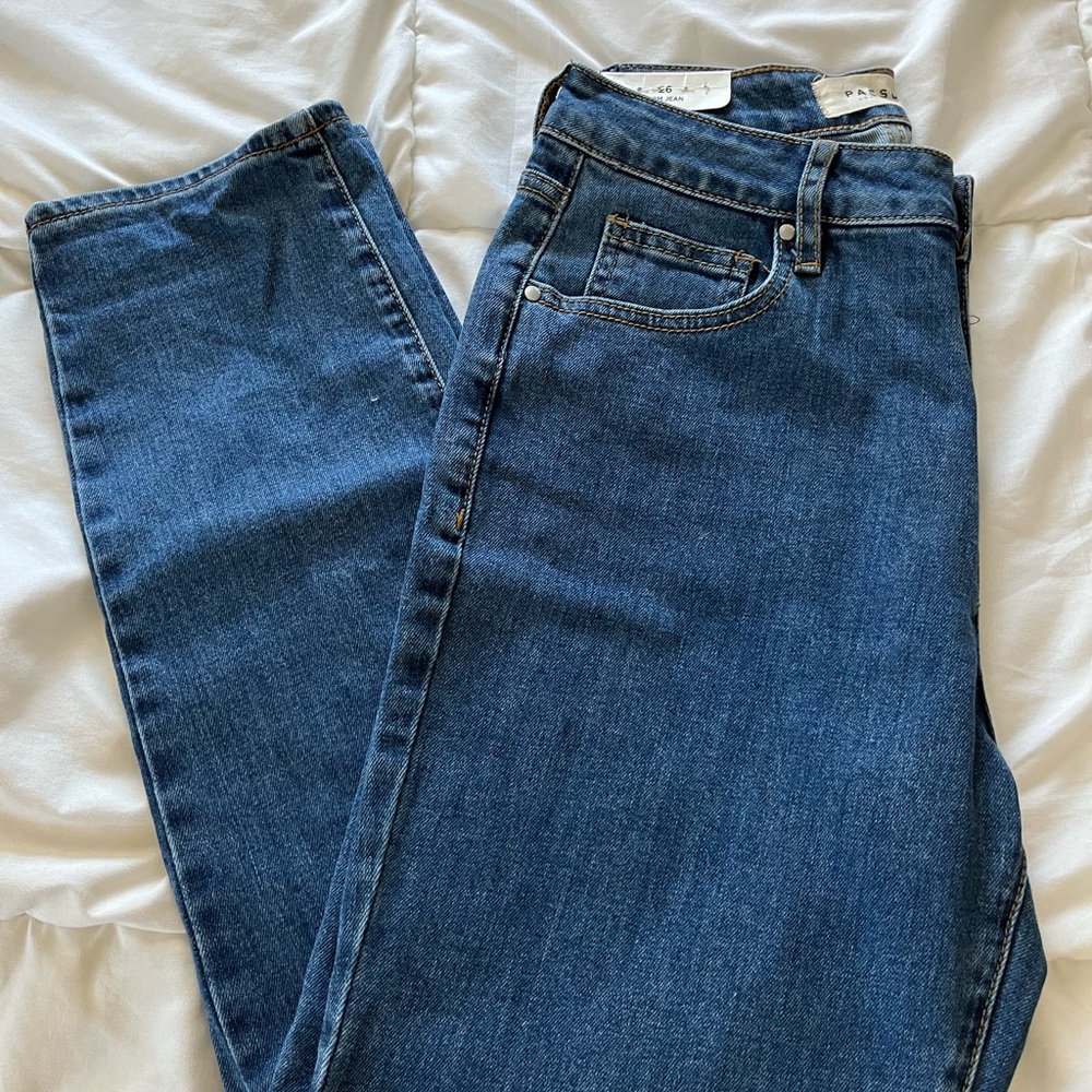 Women’s Pacsun Mom Jeans